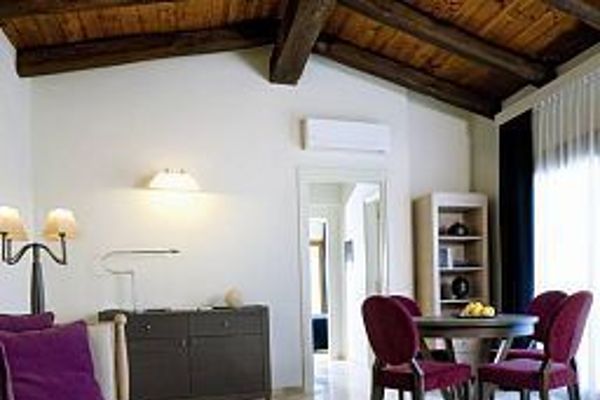 Golf Hotel Is Arenas Luxury Resort (Narbolia)